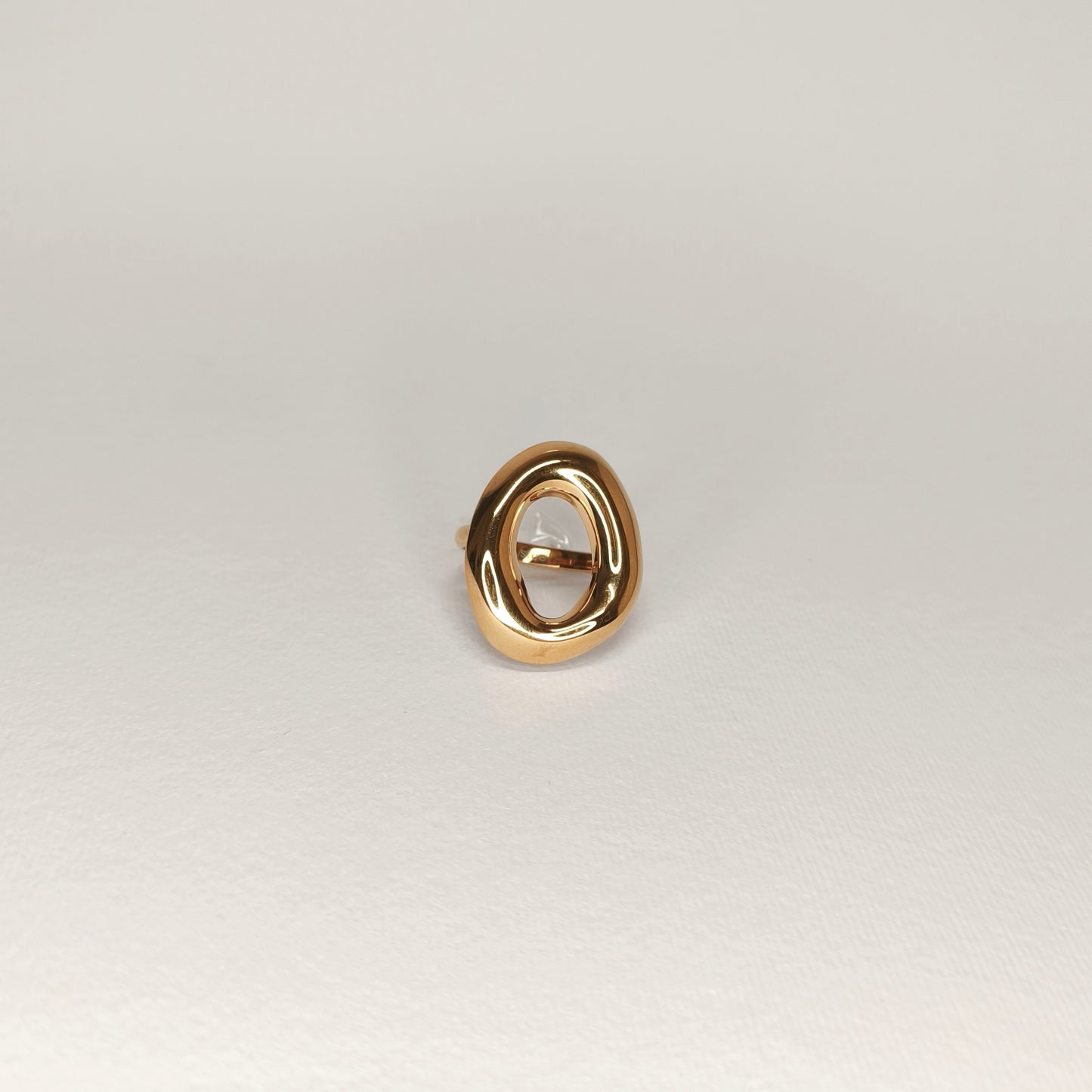 Anello ovale