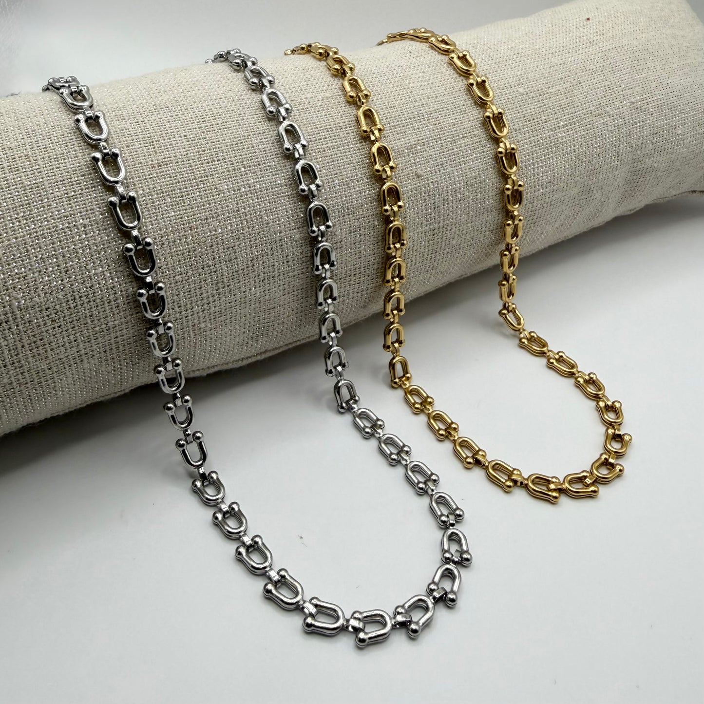 Collana Monroe