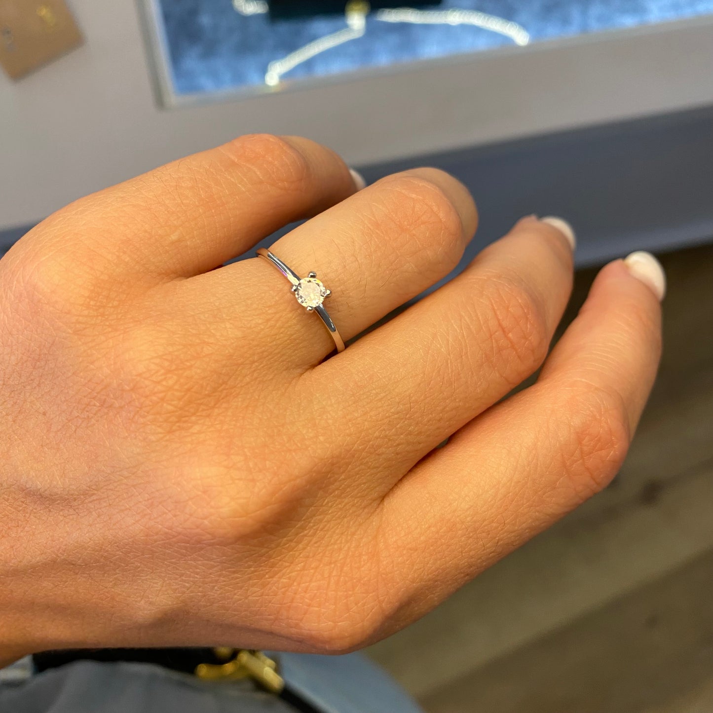Solitario 4 mm luxury