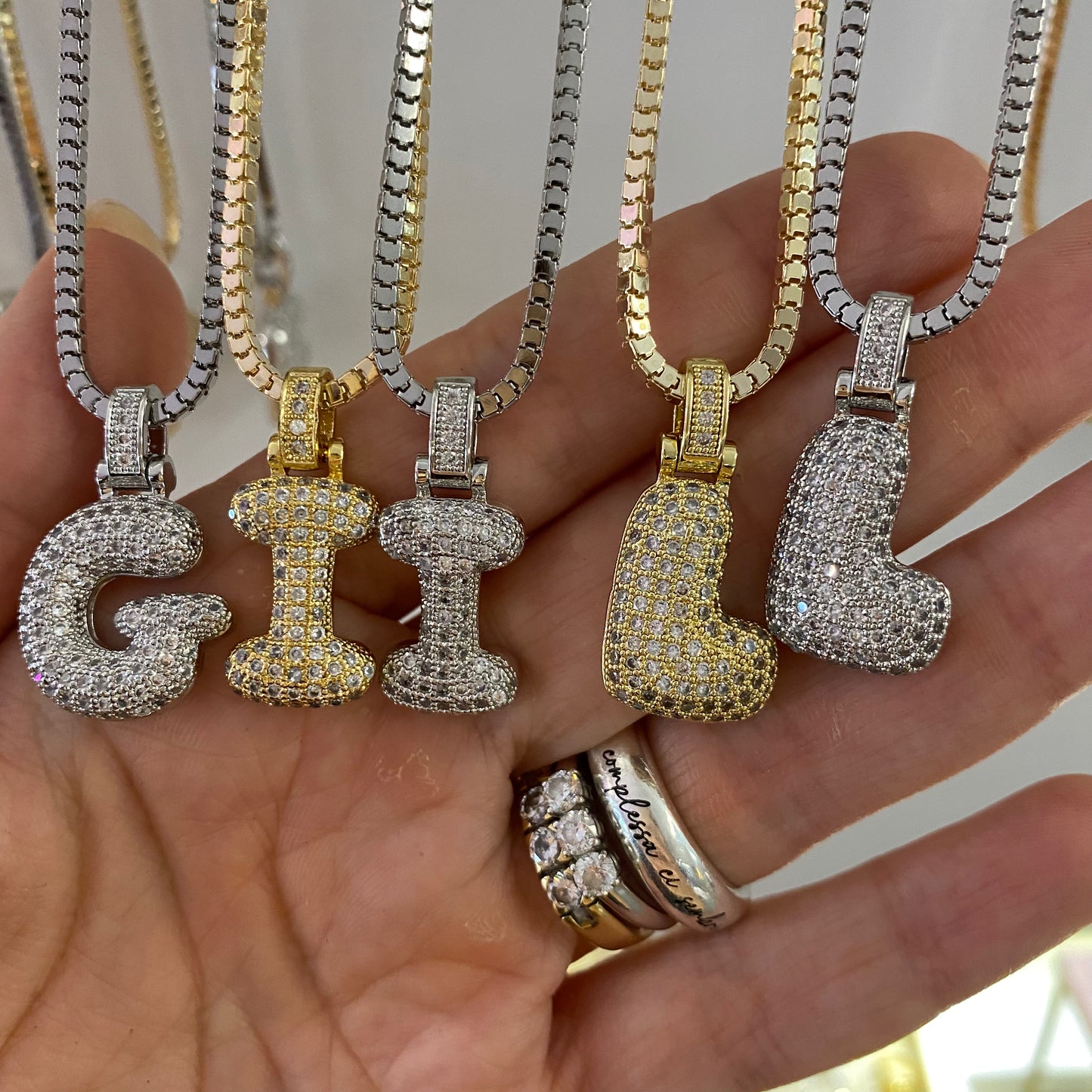 Collana glittering