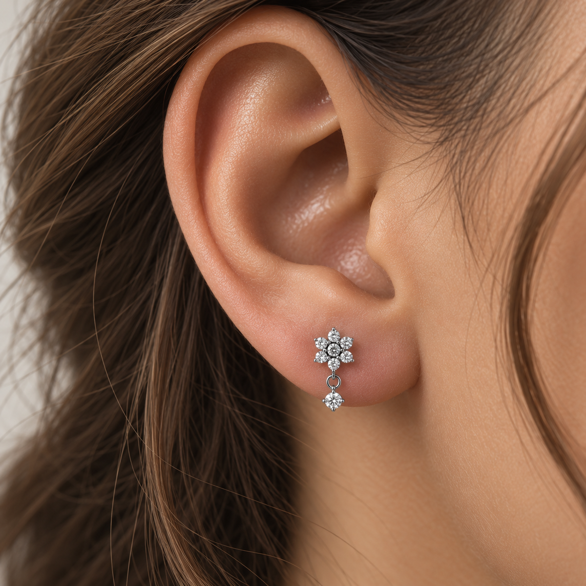 Piercing fiore e luce
