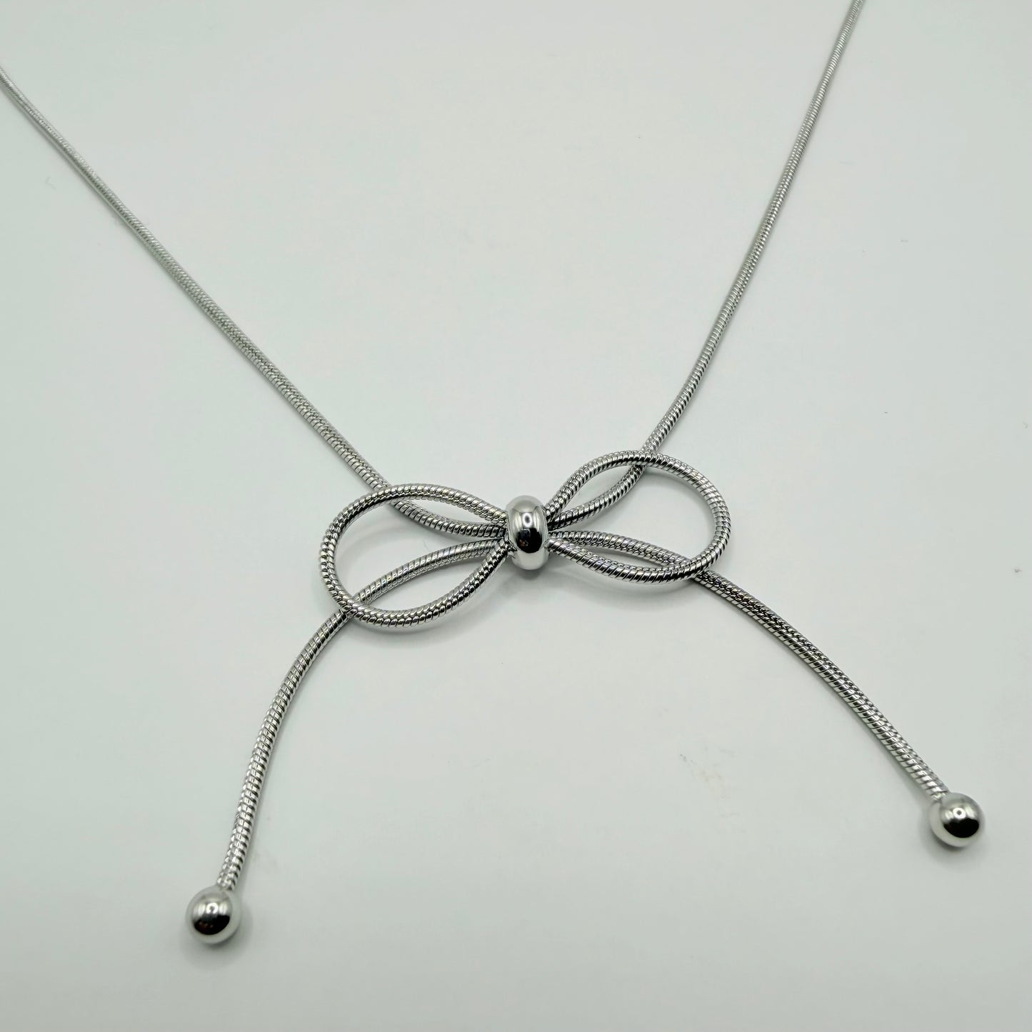 Collana fiocco