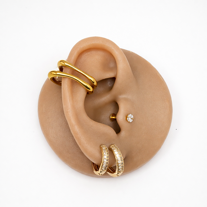 Ear cuff stone