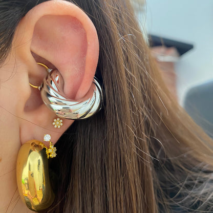 Ear cuff chunky torchon